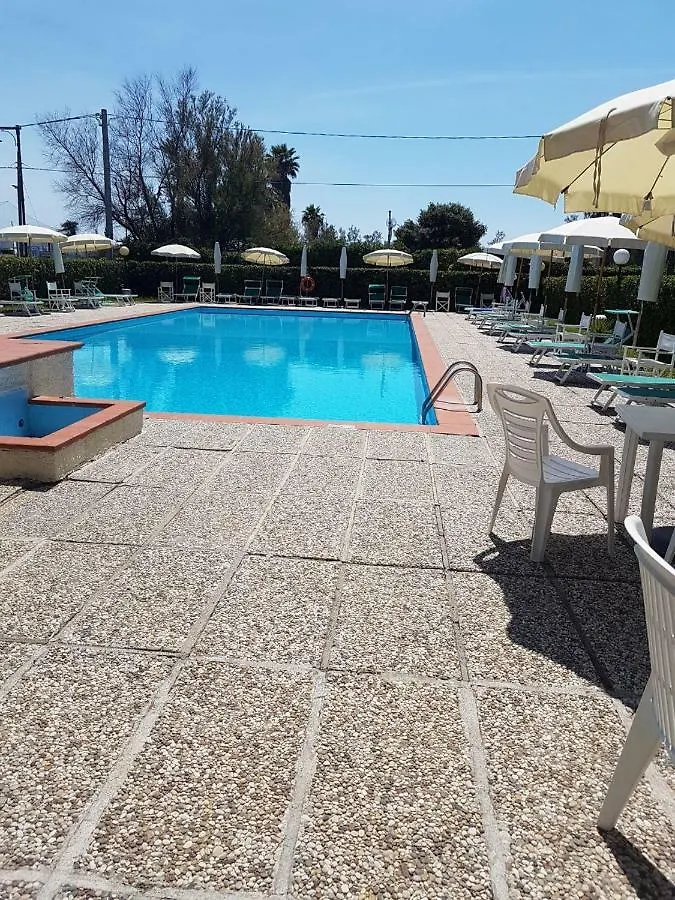 La Piscina 2 Holiday home Massa